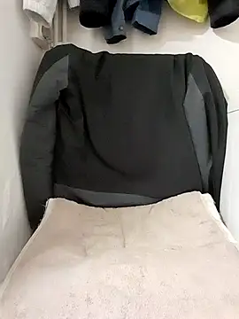 80julien's cam snapshot