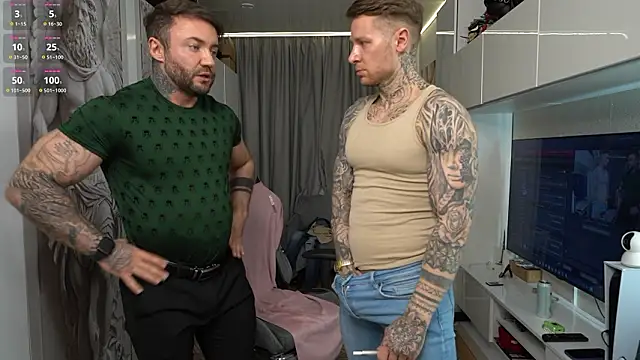 NickHOWLEN live sex cam