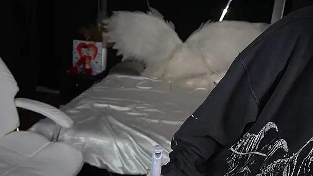 FoxyMayy's cam snapshot