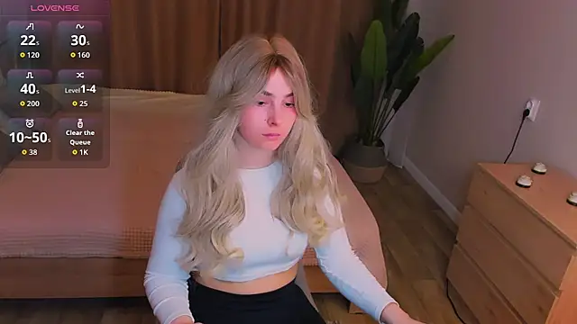 Maddy_Wood_'s cam snapshot