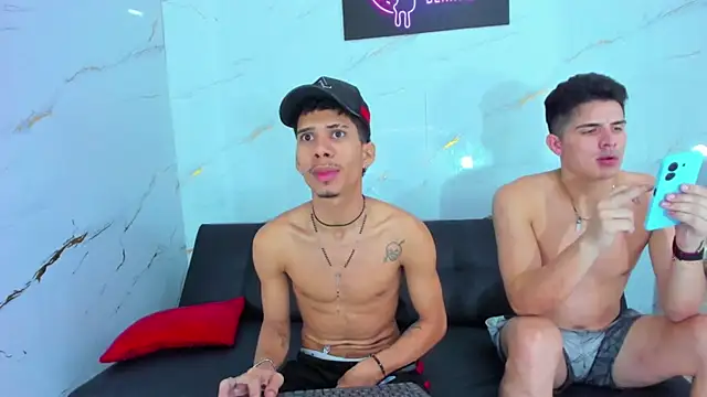 little_alex01's cam snapshot