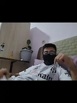 Alevderlerrs's cam snapshot