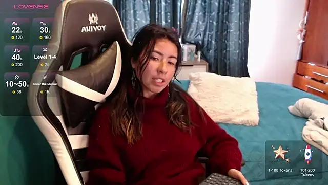 alice_middlee's cam snapshot