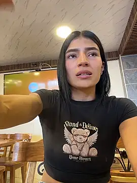 Ema_Rose_'s cam snapshot