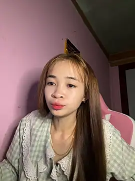 Emily031's cam snapshot