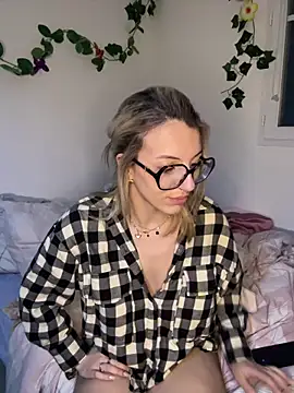 DouceAngela69's cam snapshot