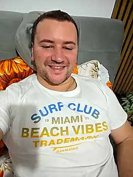 KarlosCarutox's cam snapshot