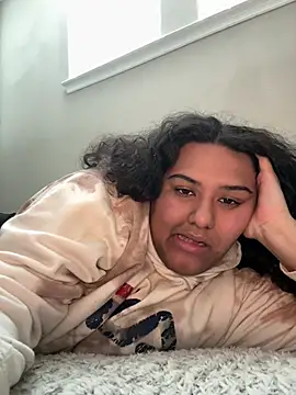 Angeliccreamyrican live sex cam