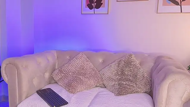 DahianaWalcott live sex cam