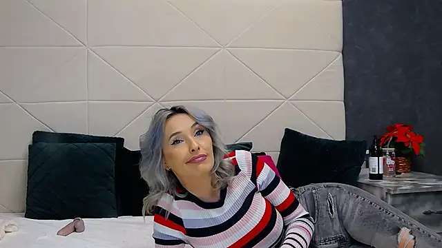 IssaSmith live sex cam