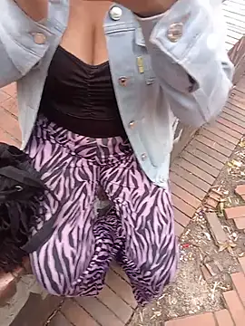 sophie_banger live sex cam