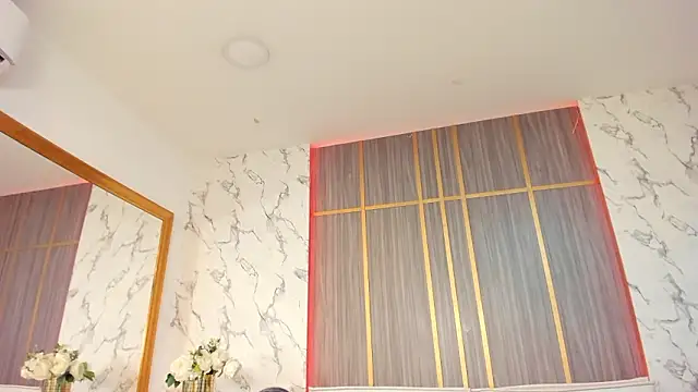 Dollar-girl live sex cam