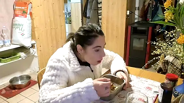 VanessaDoyle live sex cam