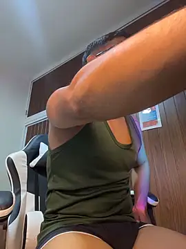 Gael_Velaryx live sex cam