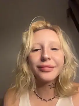 urlittlebaby666 live sex cam