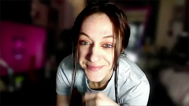 Etherealgoddess222's cam snapshot