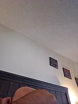 Roddog18 live sex cam