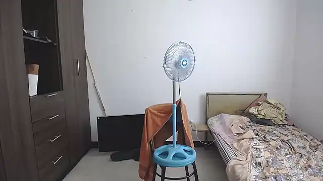 Mirage_Sertori live sex cam