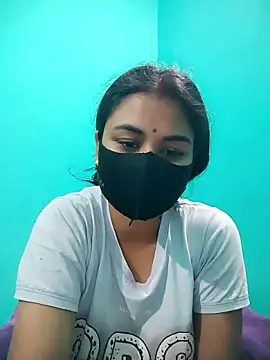 DivyaBhabhi69@xh's cam snapshot