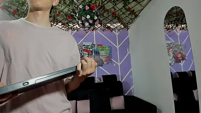 heyy_noah11 live sex cam