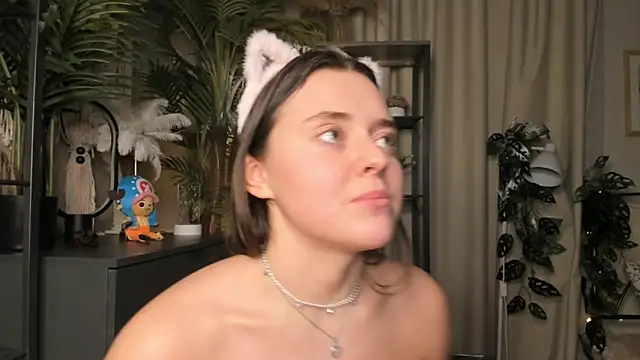 ThelmaJusto live sex cam