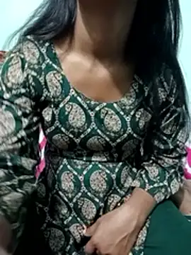 A-L-I-M-A live sex cam