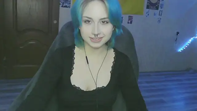 LeisaHopperstad's cam snapshot