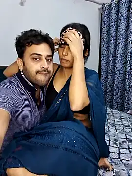 ITZ_GURU live sex cam