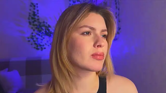 rinamandarina's cam snapshot