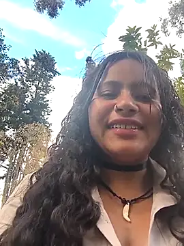 Yaya_watson's cam snapshot