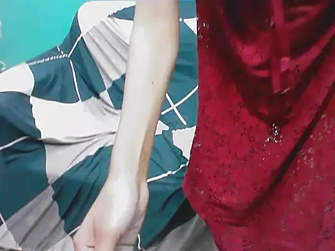 hello_baby01's cam snapshot