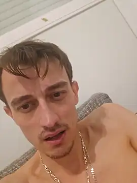 Chrisou73 live sex cam