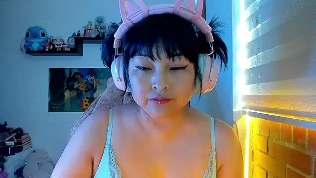 Shaddycute_'s cam snapshot