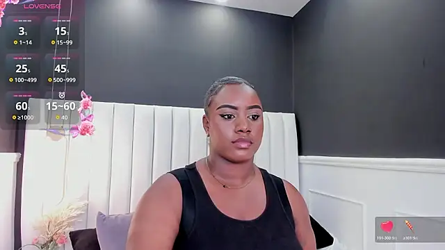 laia_fisher_'s cam snapshot