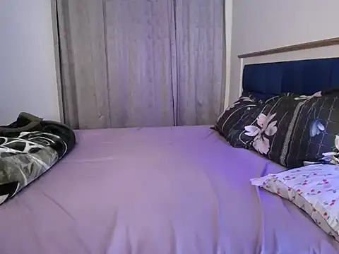 Your_Happyness1's cam snapshot