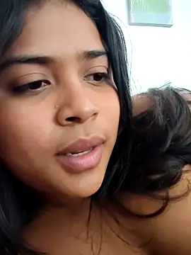 lucia_sweet08's cam snapshot