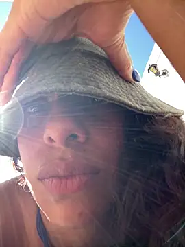 Shura_xxxBig live sex cam