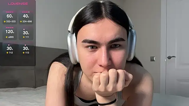 HeyAlena live sex cam