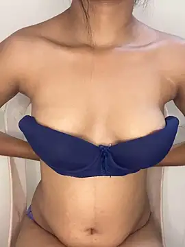 Cute-Nikki69's cam snapshot