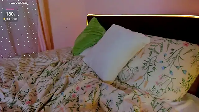 lexxxxxxi's cam snapshot