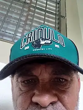 Peludo173317's cam snapshot