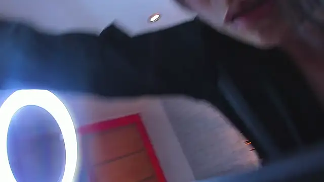 Nohemi_louse live sex cam