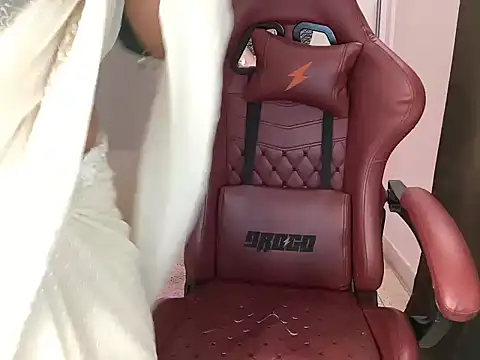 shanayaaa_1 live sex cam