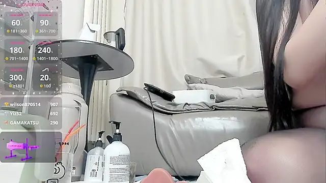 fox-yiyi live sex cam