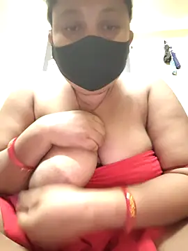 Curvy_Trisha's cam snapshot