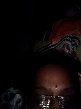 hootypriya's cam snapshot