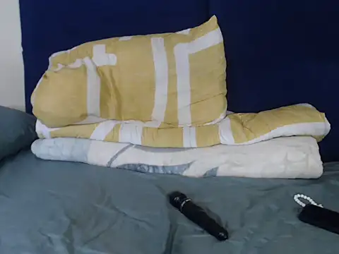 Sexybabybae24's cam snapshot