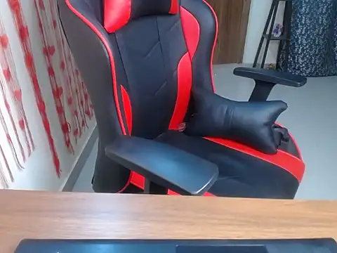 Hottie_yashika's cam snapshot