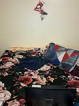 bakedsnackmmh live sex cam