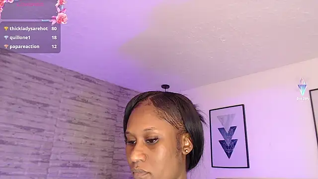 TinnaCobb live sex cam